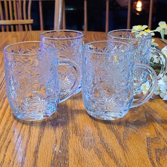 Princess House Other - Princess House Fantasia Mugs